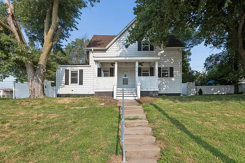 2814 N 204th St Photo 1