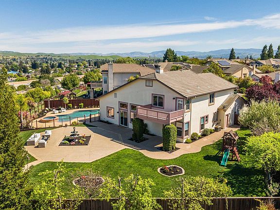 2nd image of 5 Welford Ranch Ct