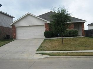 4905 Water Ridge Ln, Fort Worth, TX 76179