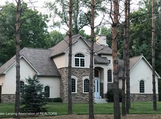 5678 Laurenway Dr, Perry, MI 48872