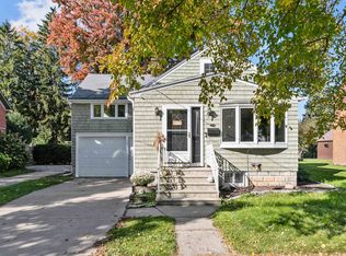 1609 N Division St, Appleton, WI 54911