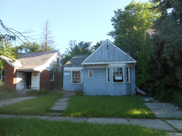 2nd image of 14223 Houston Whittier St