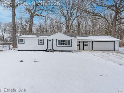 2031 Woodland Pass, Burton, MI, 48519