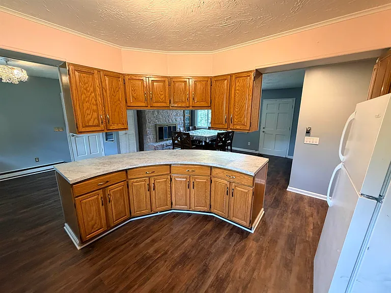 5950 Rawley Pike — Photo 6