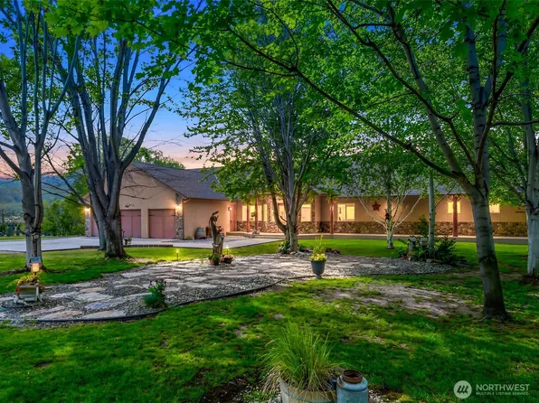 2720 NW Cascade Avenue, East Wenatchee, WA 98802