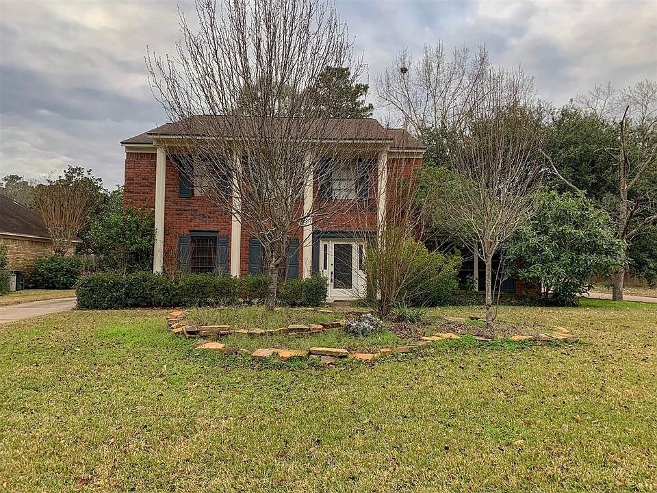 1st image of 3815 Forest Village Dr