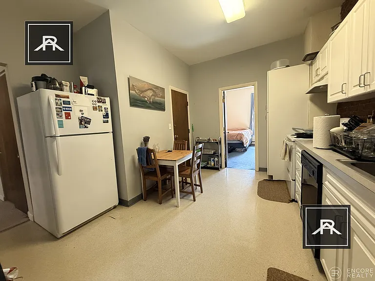 13 Stearns Rd #1 — Photo 3