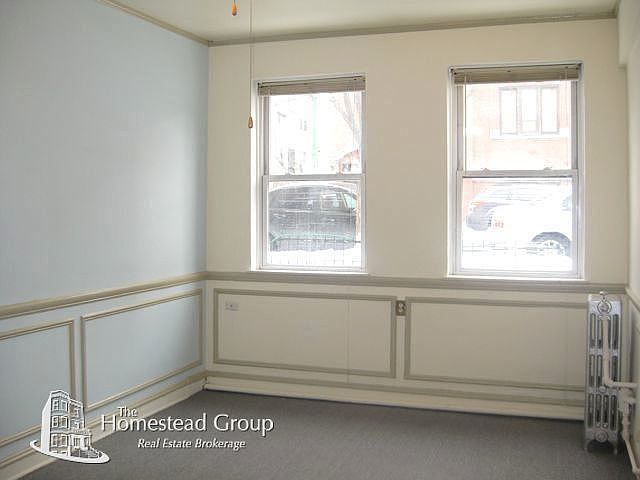 2nd image of 5301 N Ashland Ave APT L3