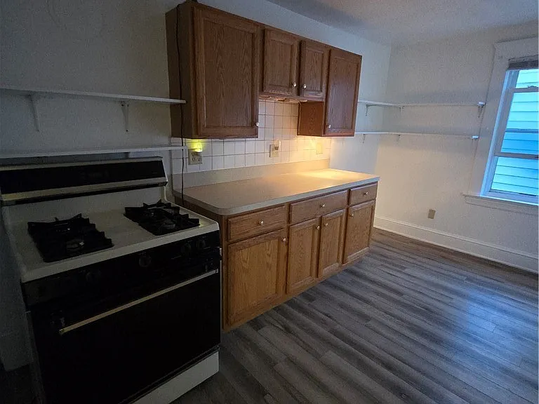 3803 E 50th St #UP — Photo 4