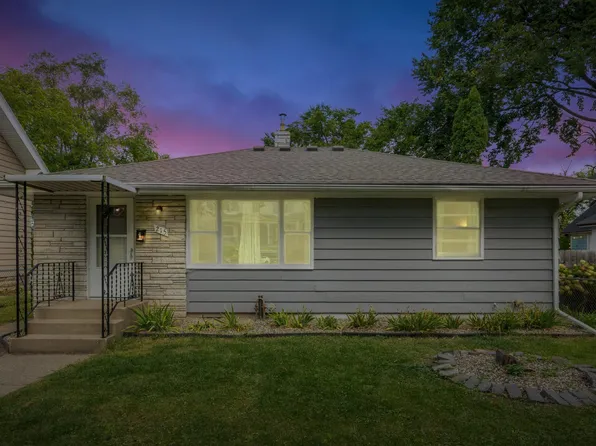 215 Morton St E, Saint Paul, MN 55107