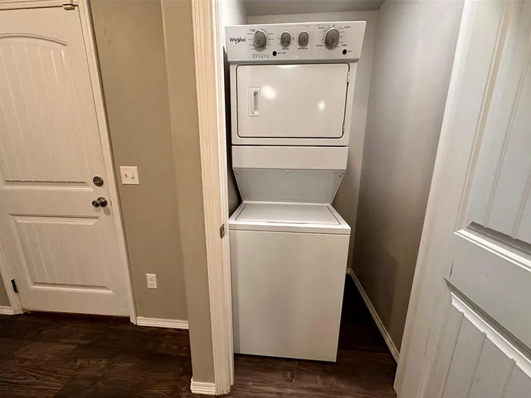 2108 Buena Vida Ln — Photo 10