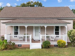 512 Concord St, Thomasville, NC 27360