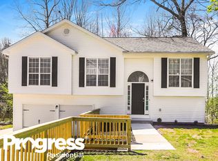 5329 High Point Rd, Flowery Branch, GA 30542