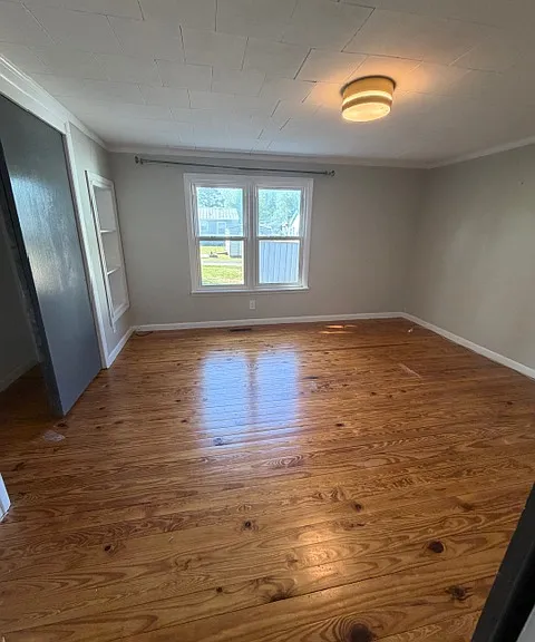 503 Collier Ave — Photo 2