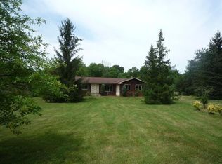 9740 Taylor May Rd, Chagrin Falls, OH 44023