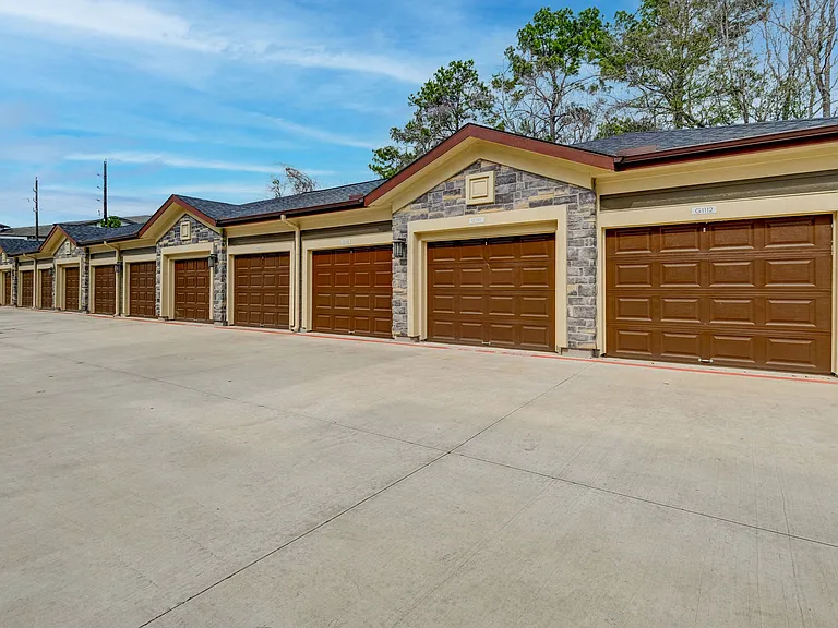 13802 Napoli Dr — Photo 54