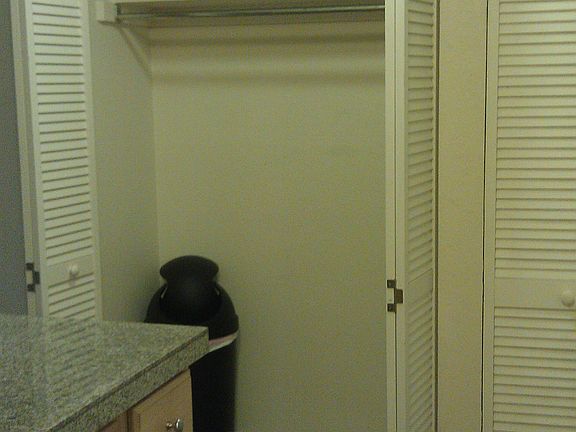 Pantry/Coat closet