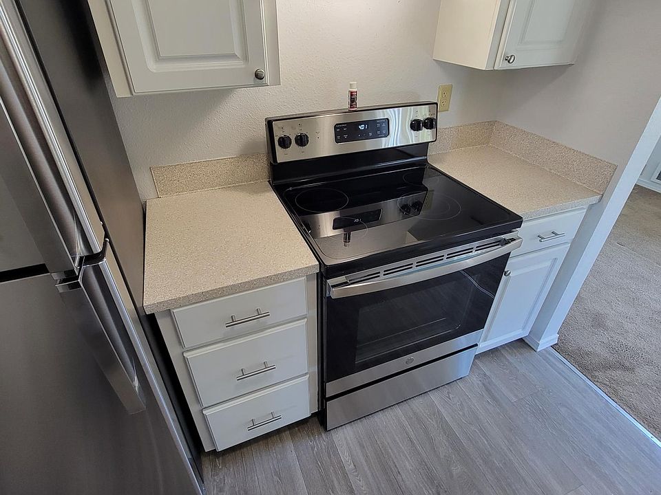 Rainier View Townhomes 5106 Parker Rd E Sumner WA Zillow