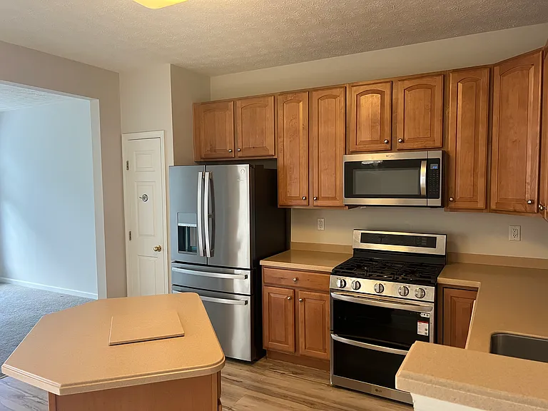 1432 Pangbourne Way — Photo 11