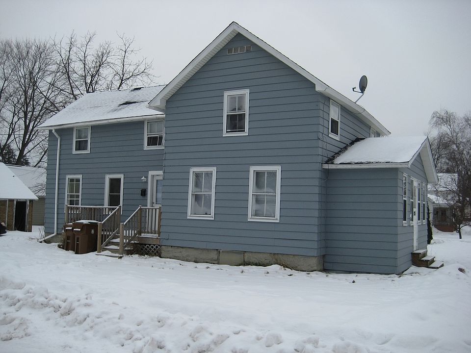 2nd image of 1025 5th Ave