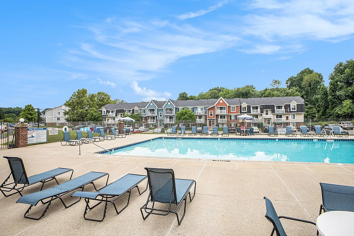 Apple Ridge Apartments — Photo 4