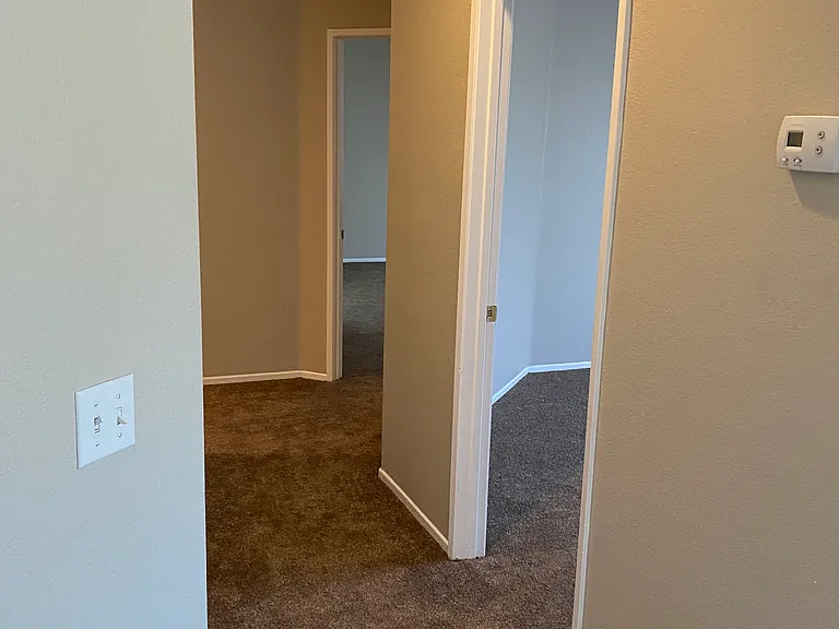 14470 Jeremiah St — Photo 9