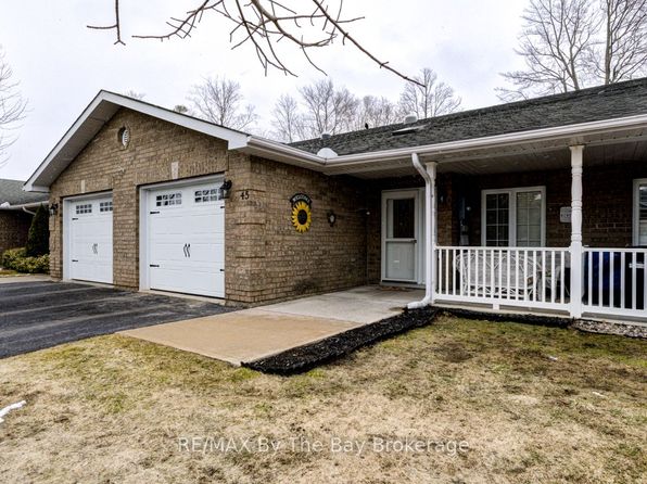 45 Meadow Ln, Wasaga Beach, ON L9Z 0A2