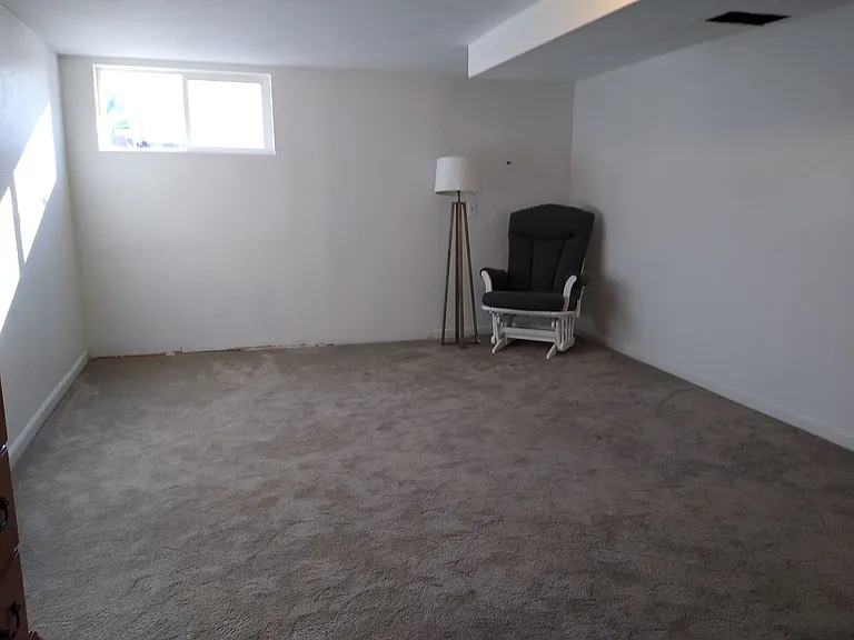 2128 Hooker St — Photo 31