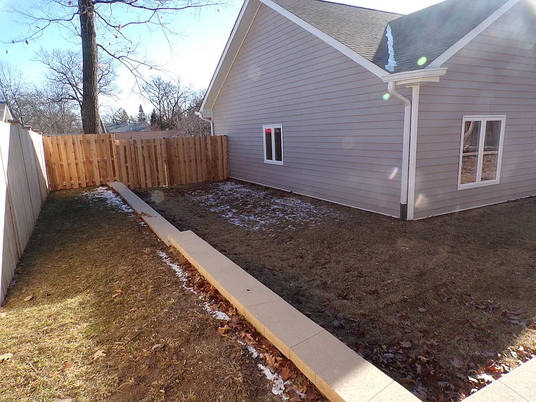 33476 N Evergreen Dr — Photo 44