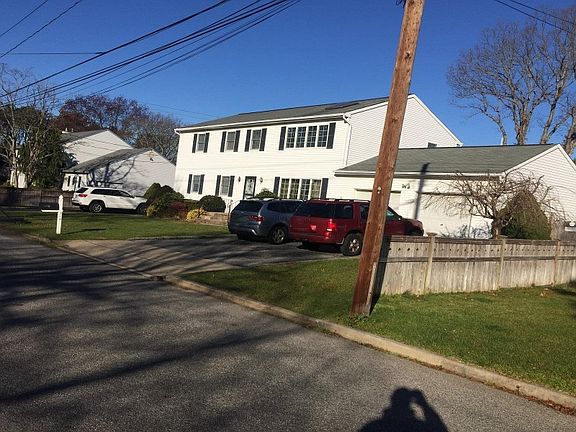 3rd image of 315 Cass St
