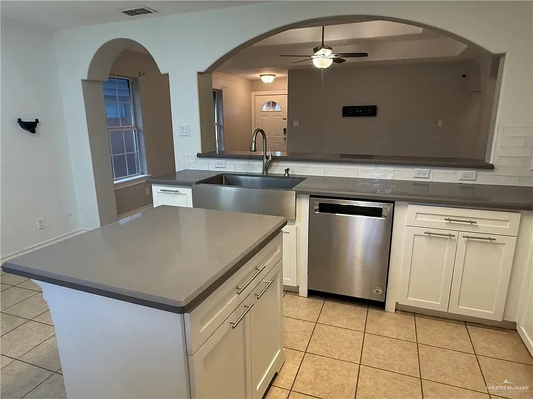 3836 Frontier Dr — Photo 7