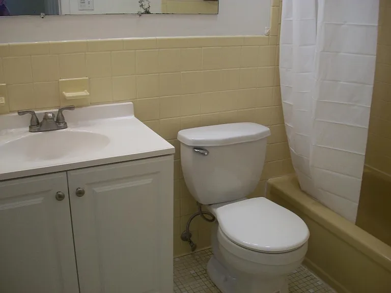 Full Bath