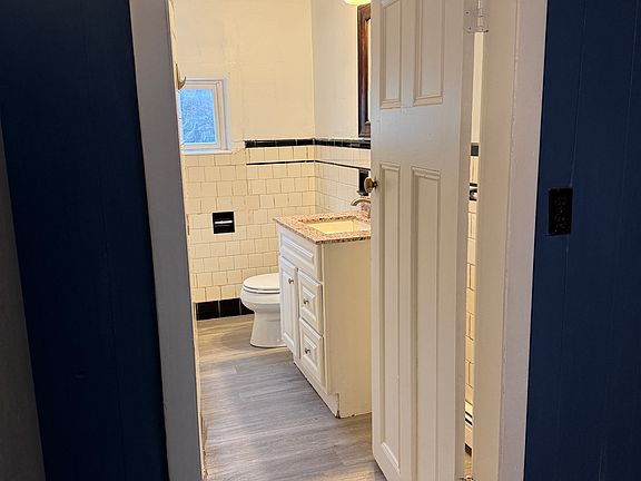 4th image of 46 Parker St #1