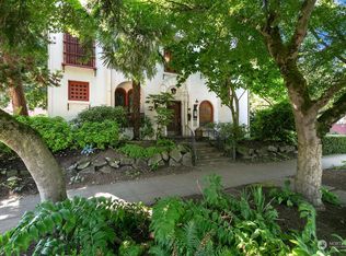 323 16th Ave E APT 302, Seattle, WA 98112