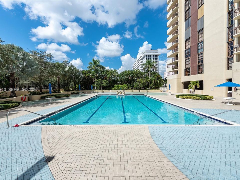1st image of 600 Biltmore Way APT 1014
