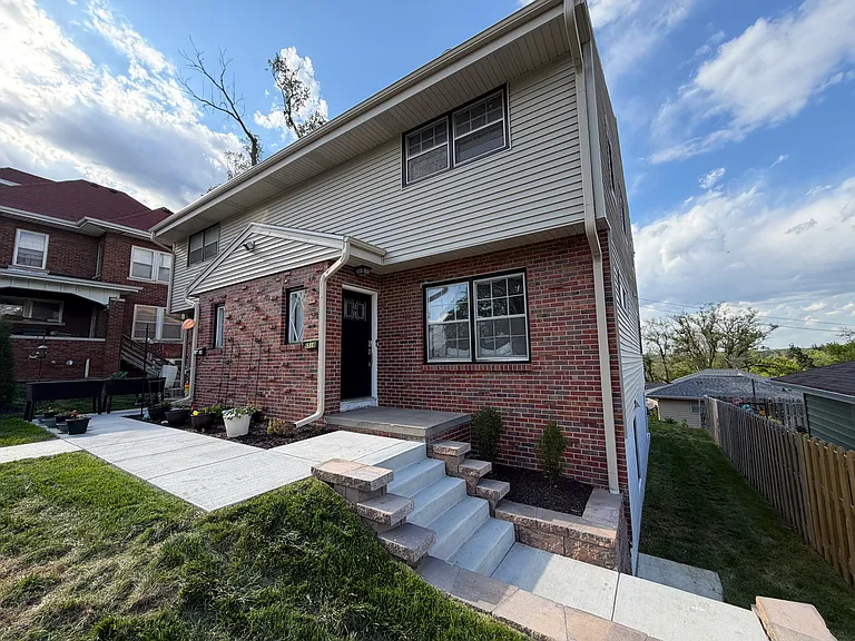 6520 Sprague St — Photo 2