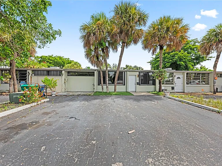 6480 Miami Lakes Dr E #6480 — Photo 18
