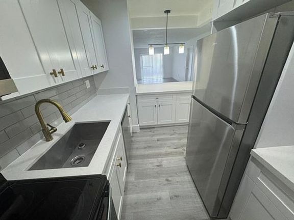5th image of 305-5525 SW 41st St #305