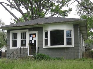 2833 Emerson St, Portage, IN 46368