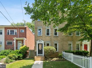 4813 41st St NW, Washington, DC 20016