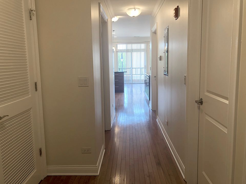 2br hallway