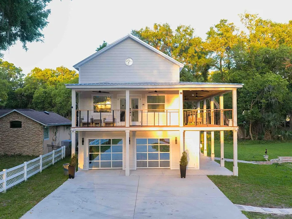 349 N Bluford Ave