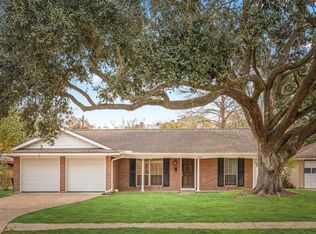 11225 Cliffwood Dr, Houston, TX 77035