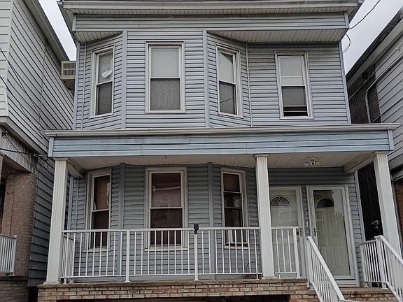 2nd image of 98 W 15th St