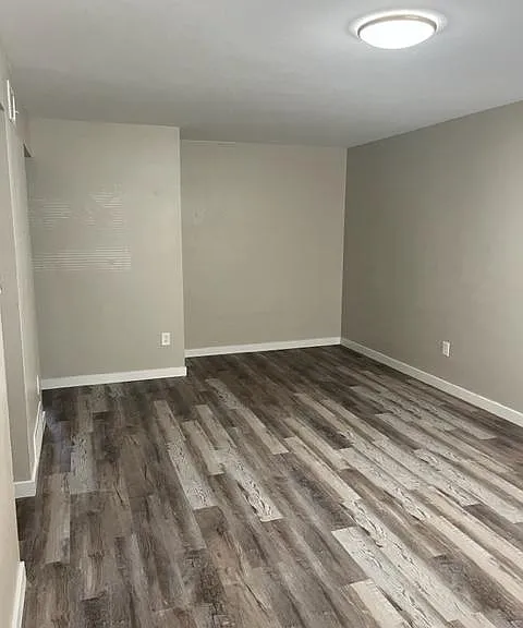 2937 Martin Luther King Blvd — Photo 2
