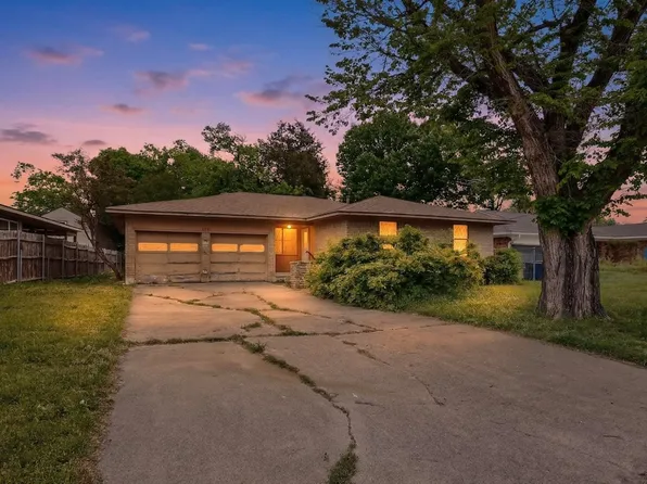 9229 Bentham Ct, Dallas, TX 75227