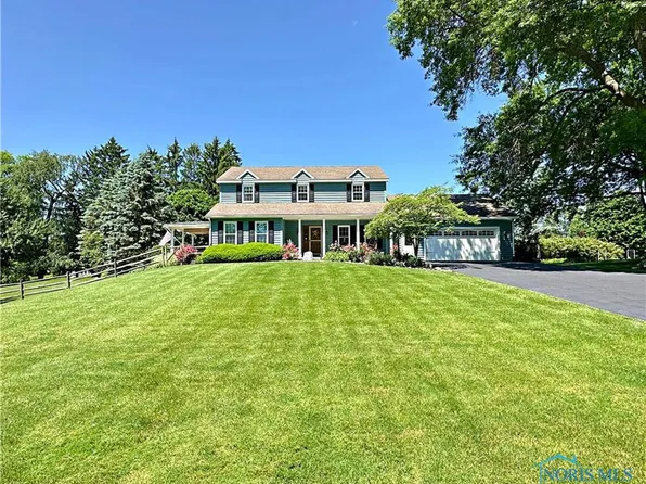 225 Van Meter Dr, Tiffin, OH 44883