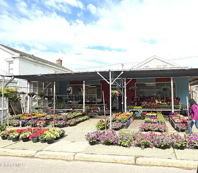 5th image of 853 5th Avenue