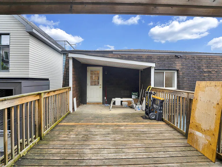 265 Carruthers Ave #202 — Photo 13