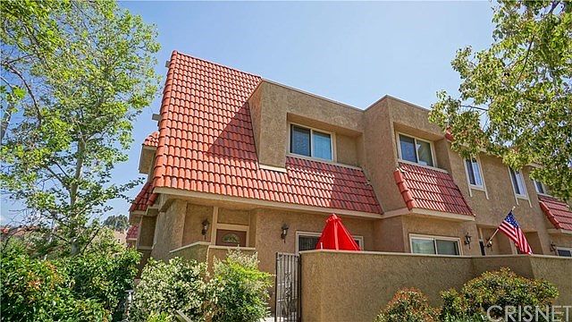 1st image of 17934 River Cir APT 1